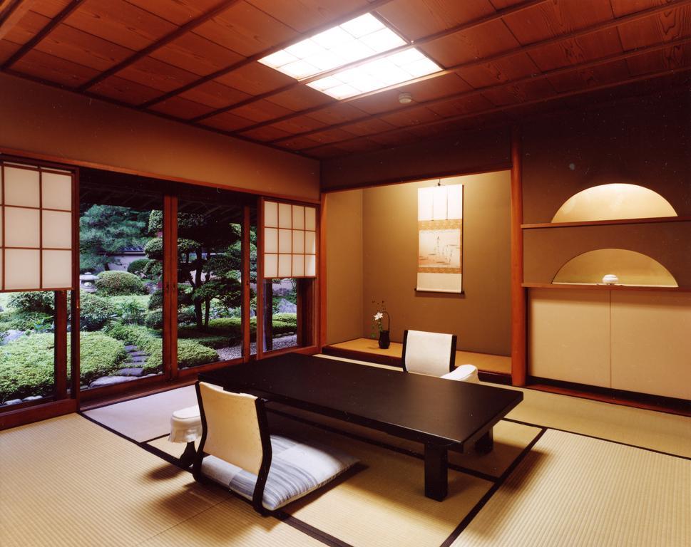 Hotel Atamisekitei Annex Sakuragaokasaryo Habitación foto