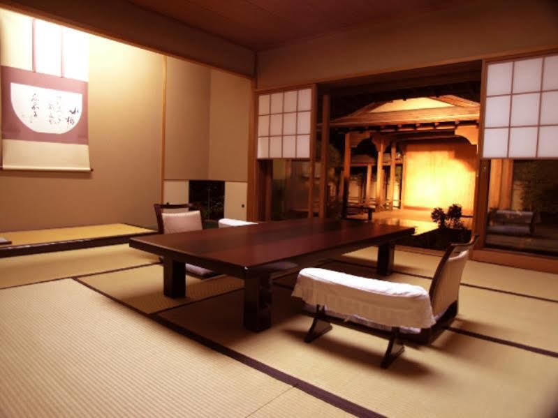 Hotel Atamisekitei Annex Sakuragaokasaryo Exterior foto